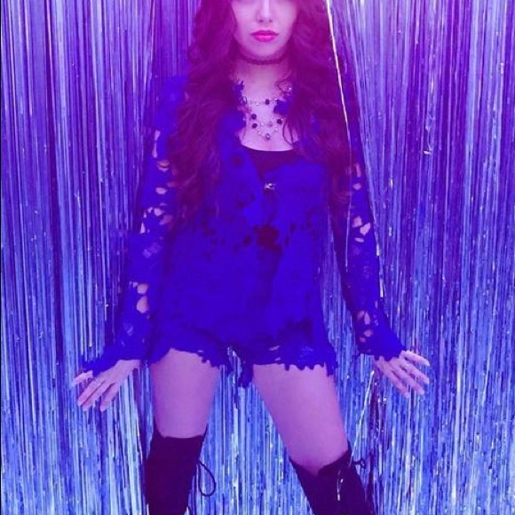 Deep blue jacket and shorts set - Picture 1 of 5